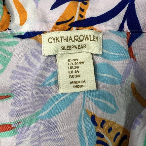 Cynthia Rowley M Women’s Tiger Print Pajama Set Button Up Top Drawstring Shorts - Picture 2 of 7